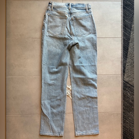 Abercrombie & Fitch '90s Straight Ultra High Rise Jeans - Picture 10 of 10